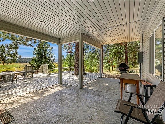 5th image of 111 Ranch Cir