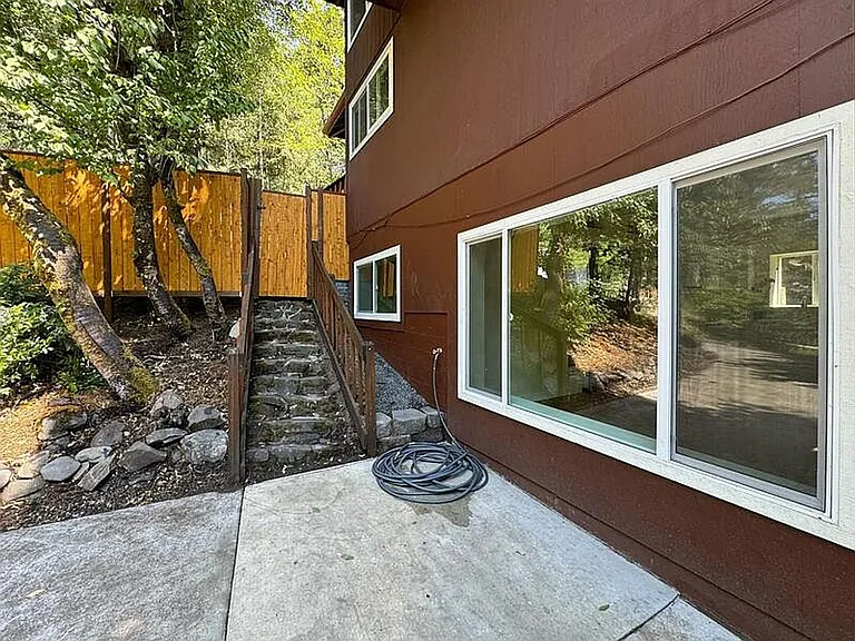 5020 Saratoga St #A — Photo 18