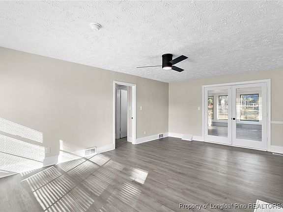 4th image of 2712 Morganton Rd