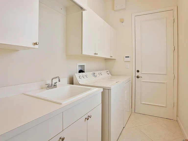 206 Porto Vecchio Way — Photo 18