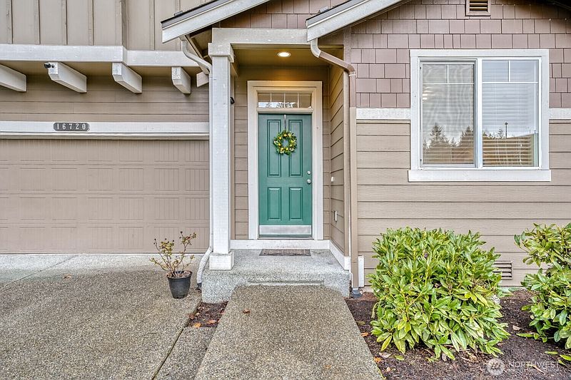 3rd image of 16720 80th Avenue Ct E