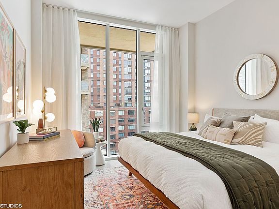 3rd image of 505 W 43rd St #8C