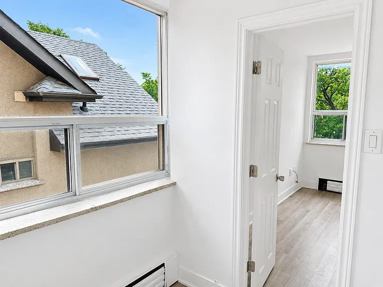 140 Springhurst Ave #31-U31 — Photo 13