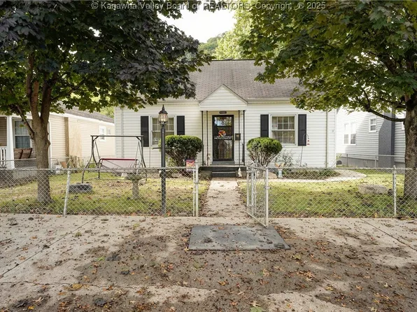 4403 Washington Ave SE, Charleston, WV 25304