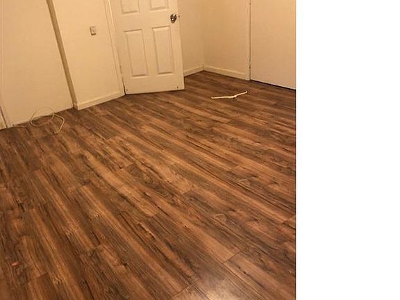 5th image of 19442 Murdock Ave Floor 2