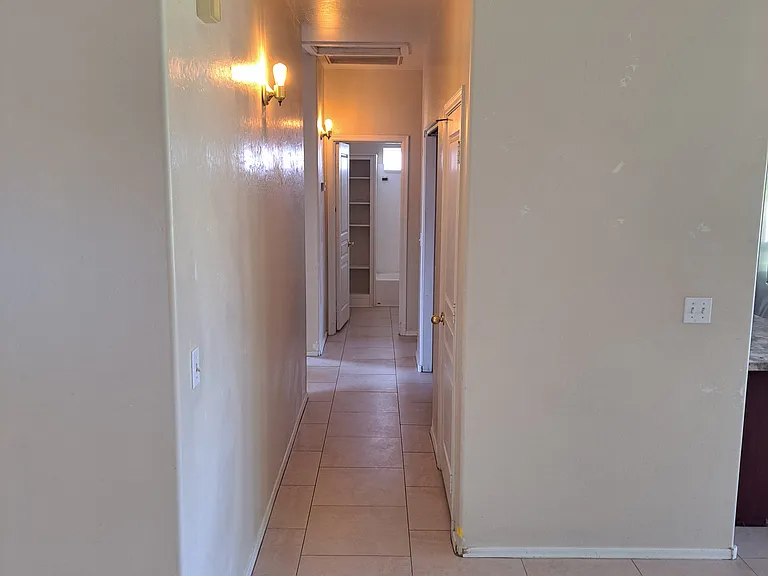 456 E 10th Dr — Photo 13