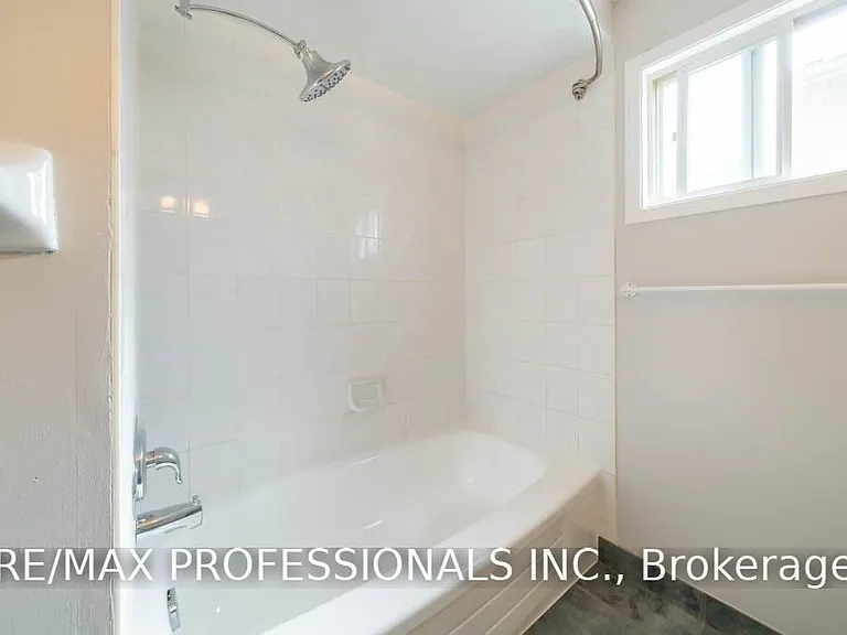 4207 Beacon Ln — Photo 21