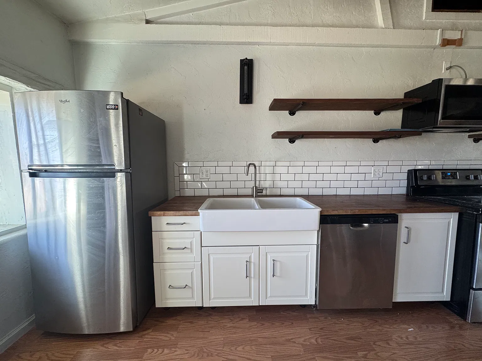 2 bed, $2,000 — Photo 3