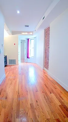 Rented by Uptown Flats LLC | media 6