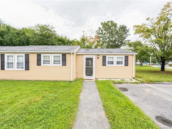 146 Ring Drive #146, Groton, CT 06340