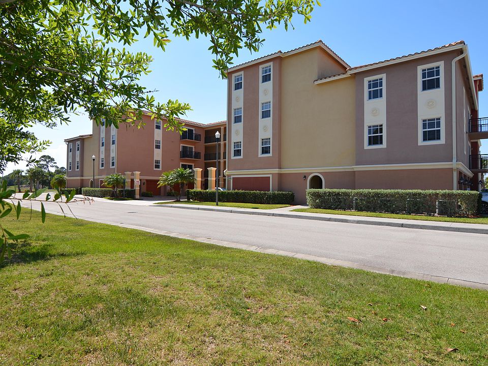 1st image of 4190 Gator Greens Way Unit 31