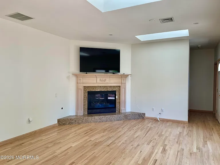 415 Windermere Ave — Photo 12