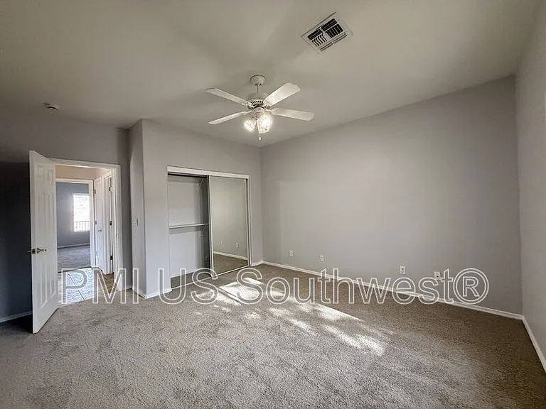 2917 Desert Vista Dr — Photo 27