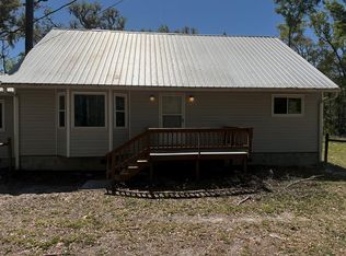 573 NE 219th Ave, Old Town, FL 32680