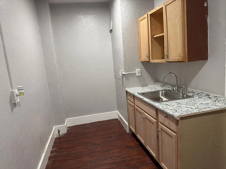 1374 West Blvd — Photo 23