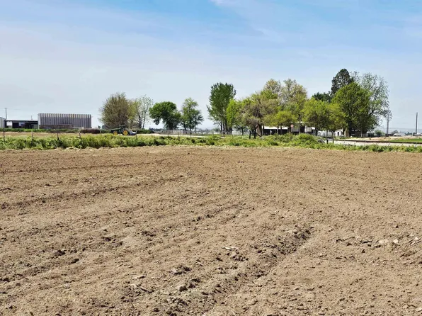 Denver Rd, Fruitland, ID 83619