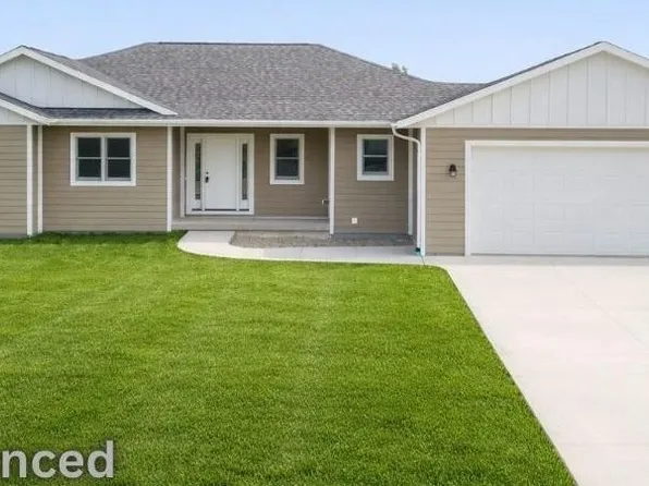 2825 Stonebrook DRIVE, Sheboygan, WI 53081