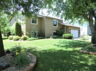 17237 Finch Path, Farmington, MN 55024