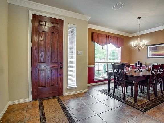 5th image of 1330 Golf Club Dr