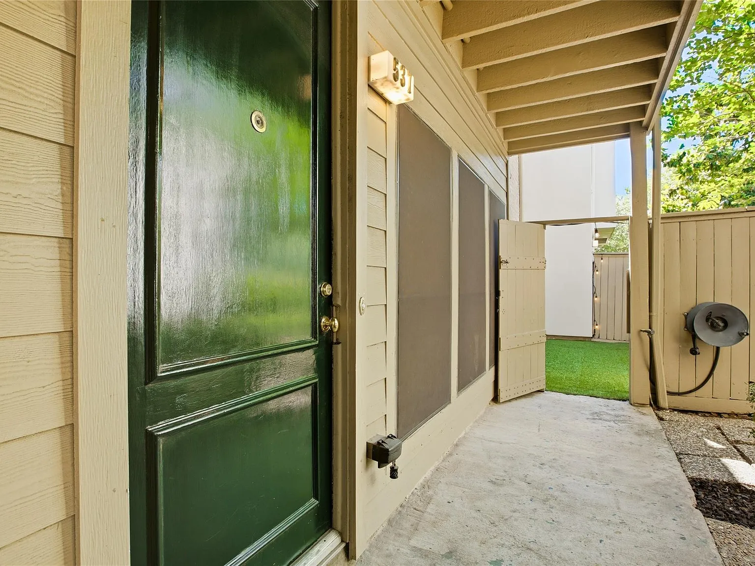 1 bed, 1.0 bath, 848 sqft, $1,450 — Photo 3