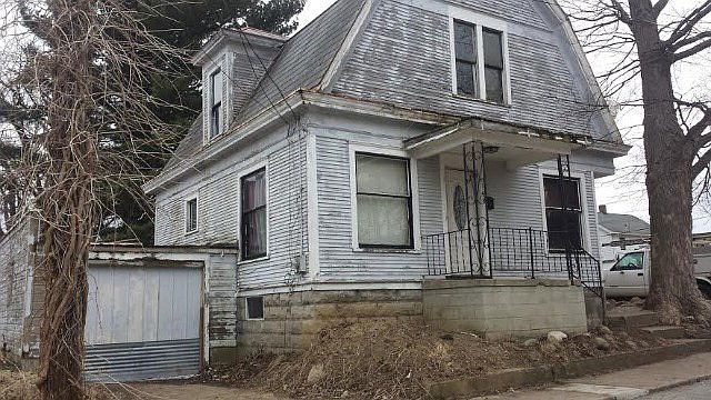 2nd image of 148 Willow St