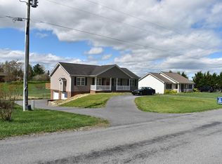 3953 Lyndhurst Rd, Stuarts Draft, VA 24477