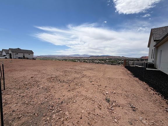 3rd image of E Ridgeline Cir