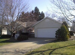 1243 Crestview Dr, Ashland, OH 44805