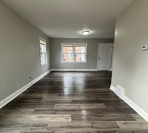 5th image of 7238 Columbia Ave #A