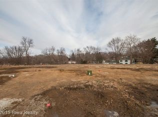 4207 SW 33rd St, Des Moines, IA 50321