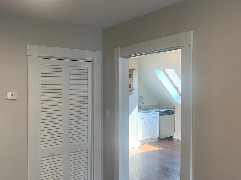 3-13 School St #3 — Photo 18