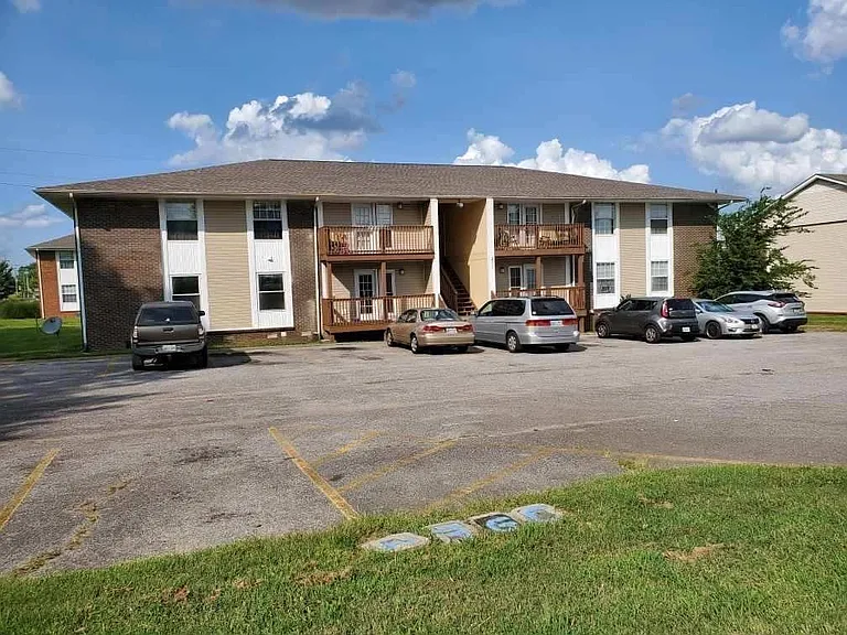 271 White Oak Rd #C — Photo 17