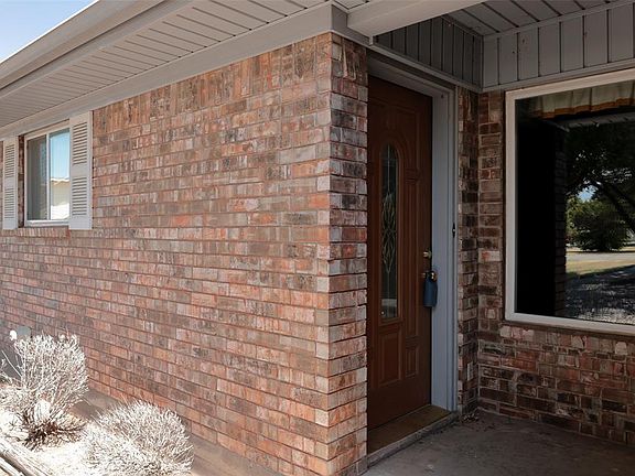 5th image of 102 Lakeview Dr