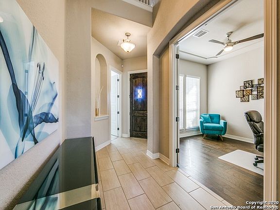 4th image of 3711 Las Casitas