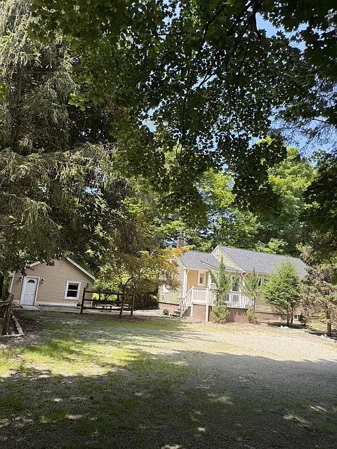 10 Old Stone Church Rd