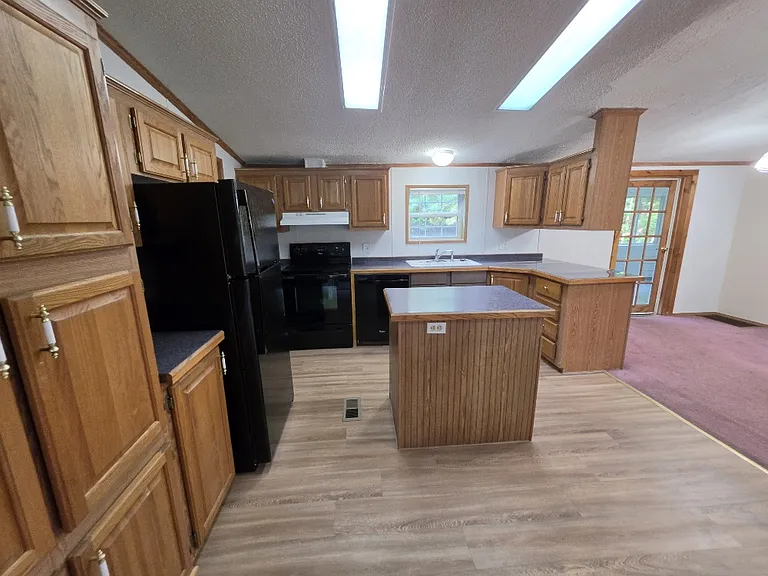 8 Quimby Rd — Photo 12