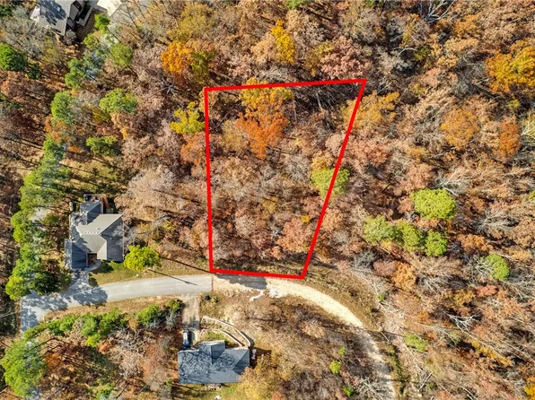 3 Zennor Cir, Bella Vista, AR 72715