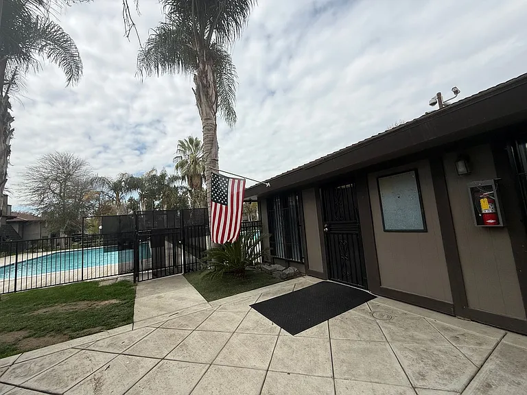 1190 S Winery Ave #234 — Photo 31