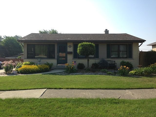 1st image of 7349 Dorothy Ln