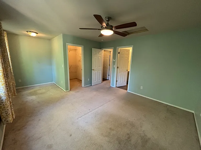 3300 Rosewood St — Photo 6