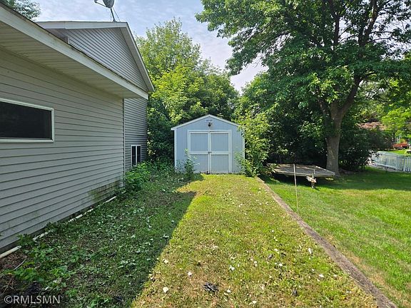 4th image of 282 Lincoln Ave
