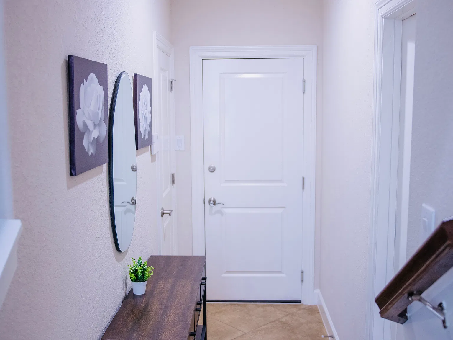 3 bed, 2.5 bath, 2131 sqft, $3,250 — Photo 2