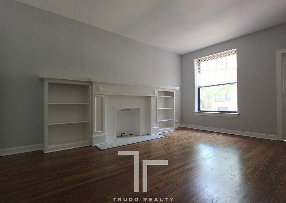 1st image of 7700 N Marshfield Ave #77021D