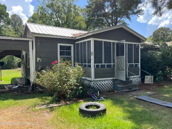 122 Stowell St, Hazlehurst, MS 39083