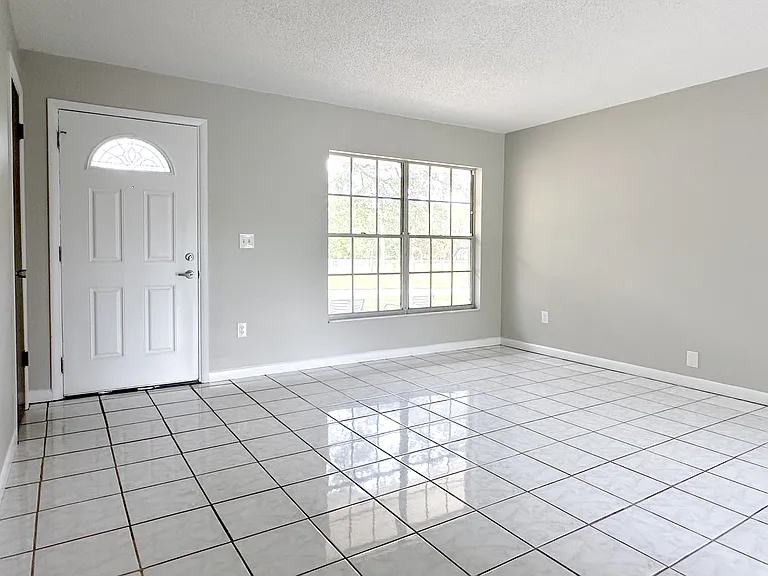 2402 E 99th Ave — Photo 14