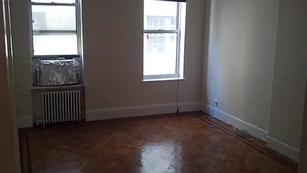 Rented by Green Line Realty