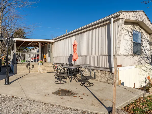 3675 Kensington Sq, North Vernon, IN 47265