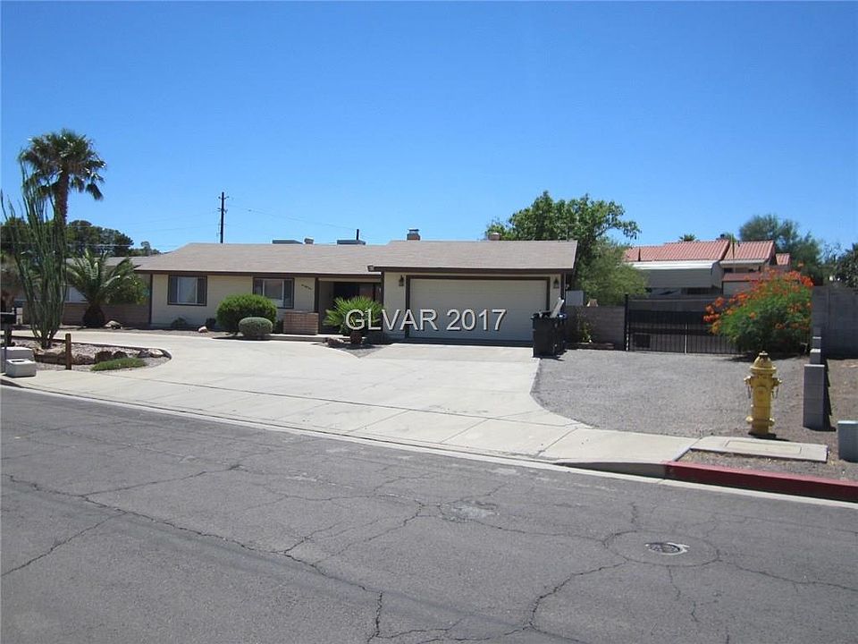 1st image of 251 W Longacres Dr