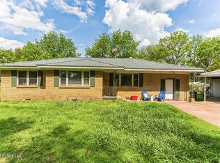 6262 Highway 3, Crenshaw, MS 38621