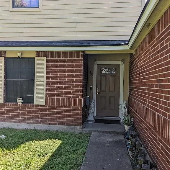 5138 Cavendish Dr — Photo 2